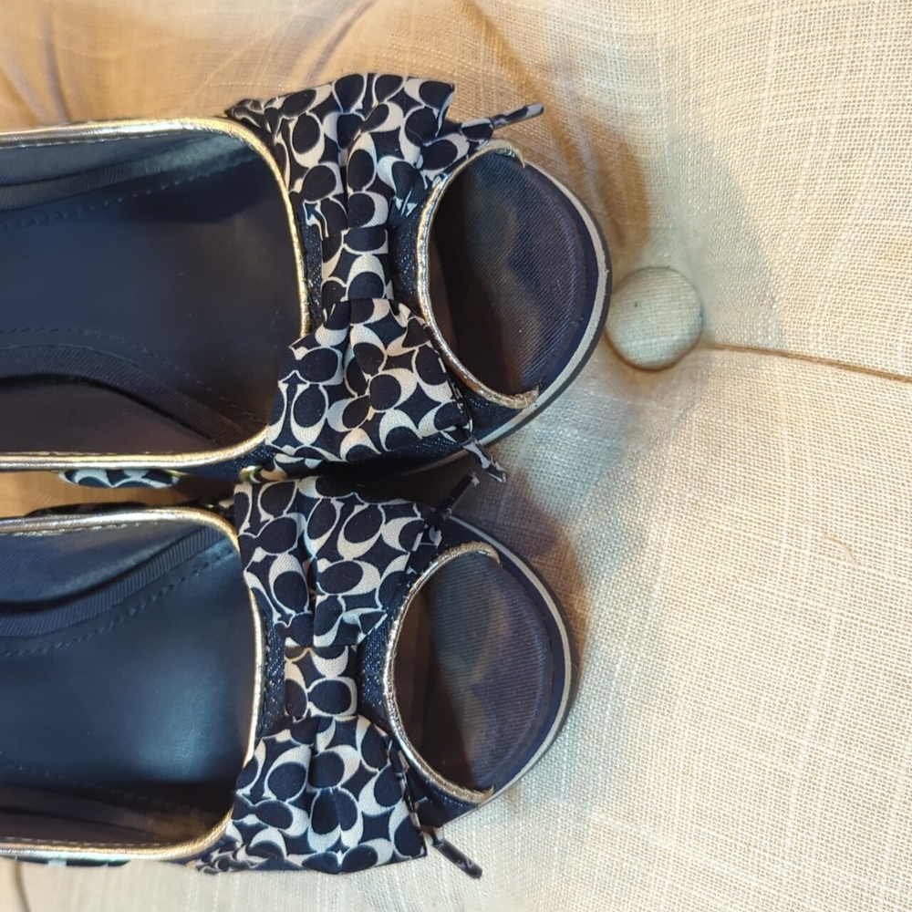 Coach Wedges - Picture 7 of 11